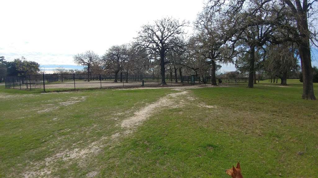 TC Jester Dog Park | 4201 T C Jester Blvd, Houston, TX 77018, USA | Phone: (832) 395-7000