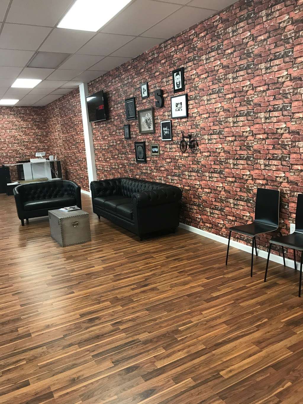 SWAVE BARBER LOUNGE | 4841 Shopton Rd Ste G, Charlotte, NC 28278, USA | Phone: (980) 224-3551