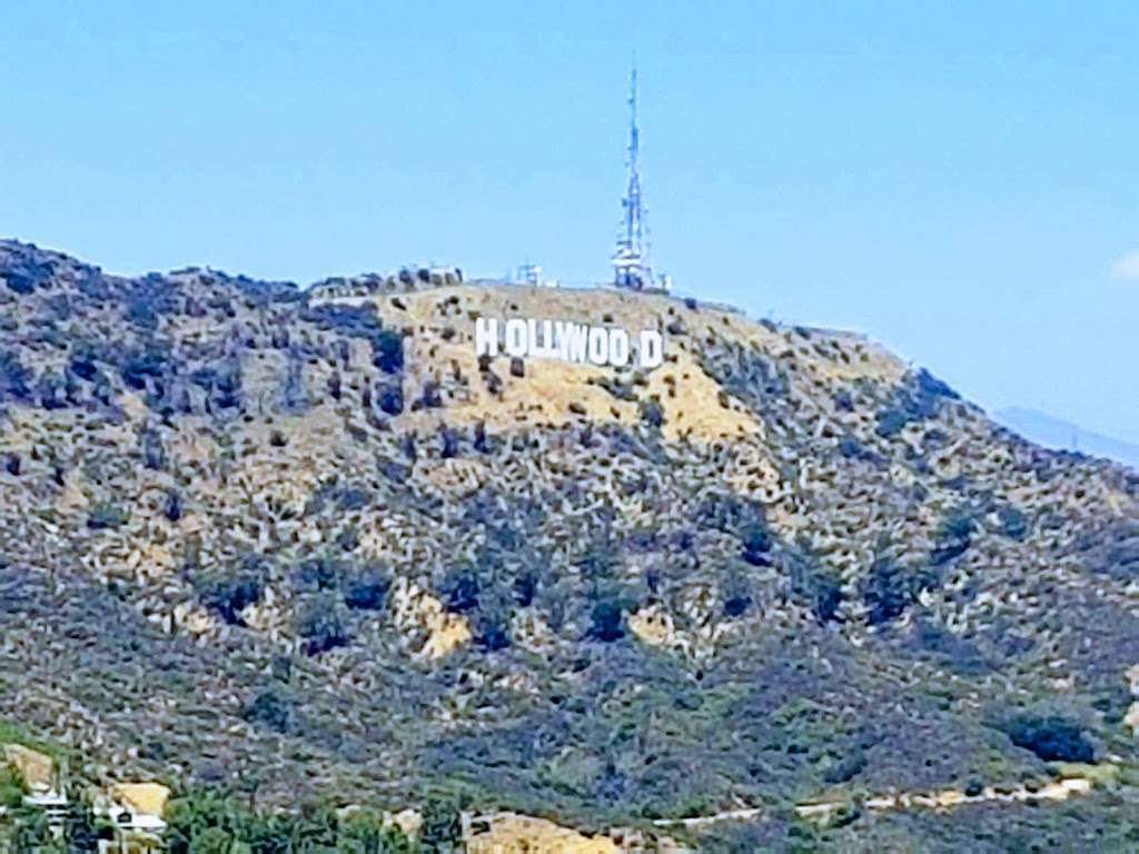 Jerome C. Daniel Overlook above the Hollywood Bowl | 7036 Mulholland Dr, Los Angeles, CA 90068, USA | Phone: (310) 589-3200