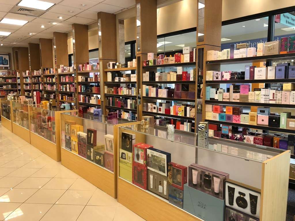 Perfume Palace | 704 Christiana Mall, Newark, DE 19702, USA | Phone: (302) 366-7500