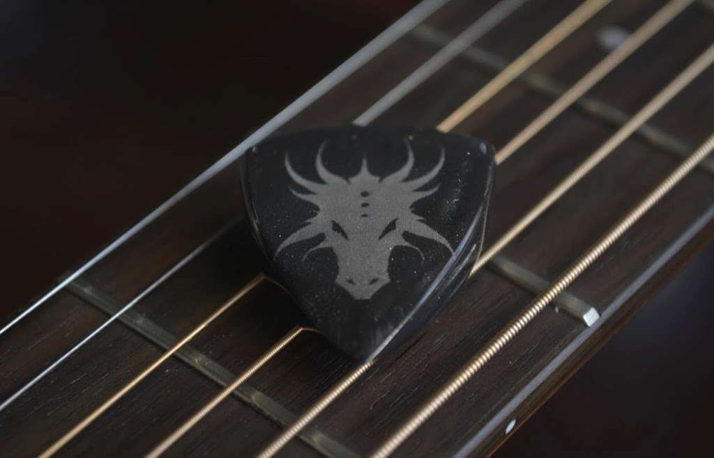 Dragon Guitar Picks | 11928 W Cypress St, Avondale, AZ 85392, USA | Phone: (623) 363-3405