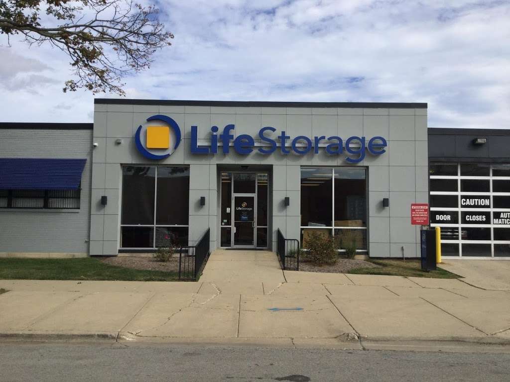 Life Storage | 6505 Oakton St, Morton Grove, IL 60053 | Phone: (224) 470-1729