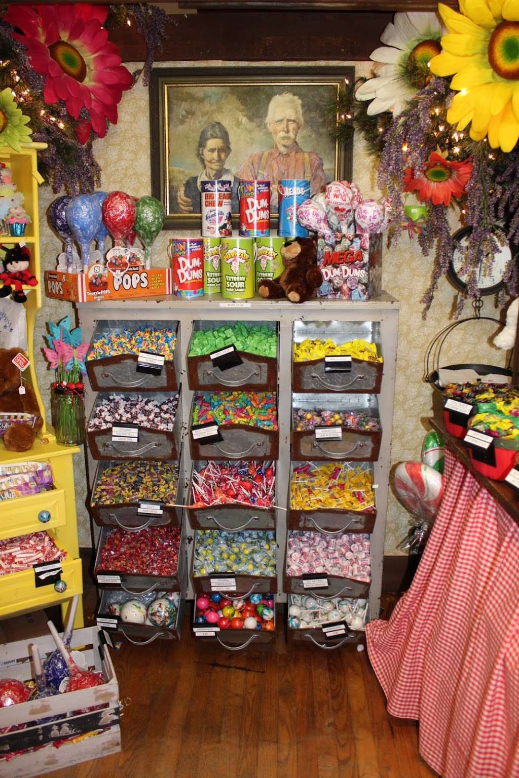 Ma & Pas Candy | 420 Robert Parker Coffin Rd, Long Grove, IL 60047, USA | Phone: (847) 634-0450