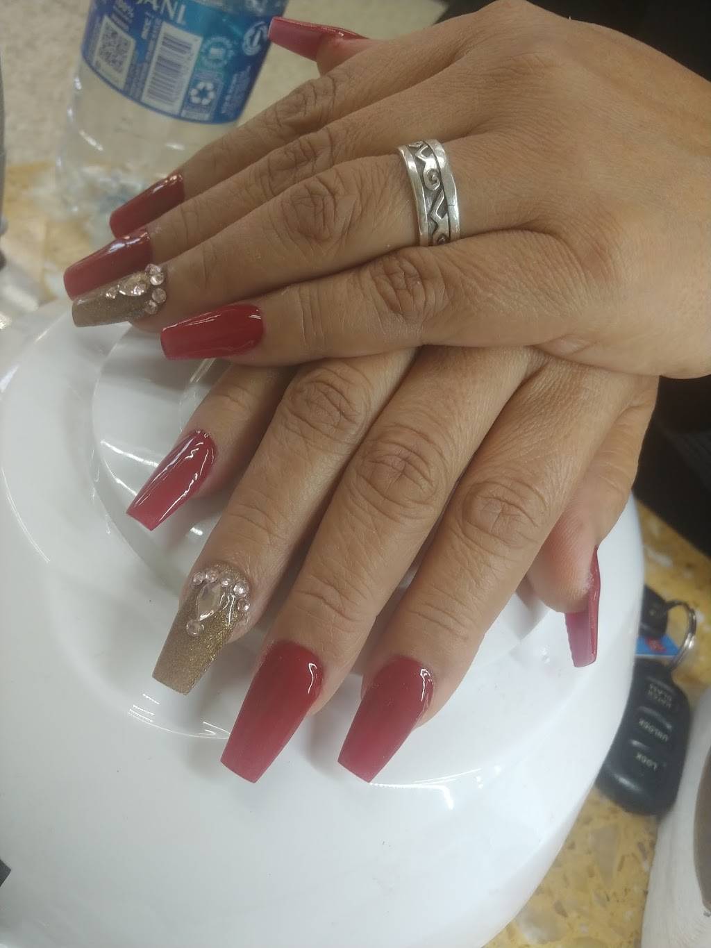 Calligenia nails salon | 3632 Saturn Rd, Garland, TX 75041, USA | Phone: (214) 603-2269