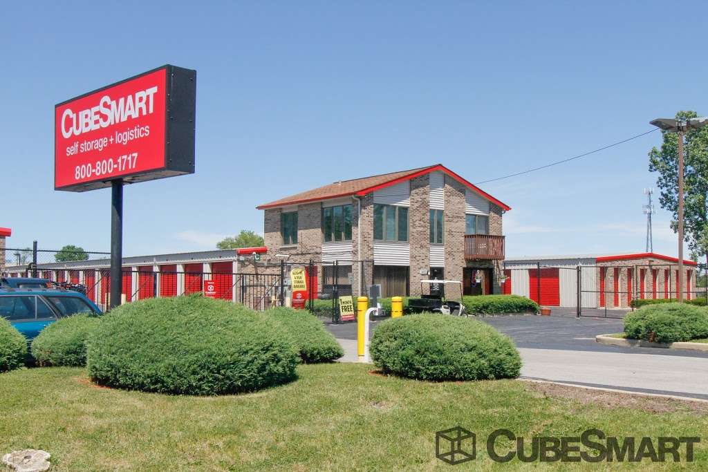 CubeSmart Self Storage | 900 E Devon Ave, Bartlett, IL 60103, USA | Phone: (630) 837-0087