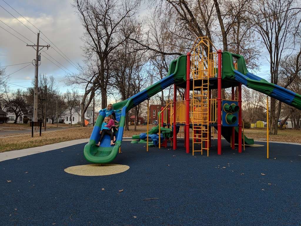 John Taylor Park | 200 N 7th St, Lawrence, KS 66044, USA | Phone: (785) 832-3486