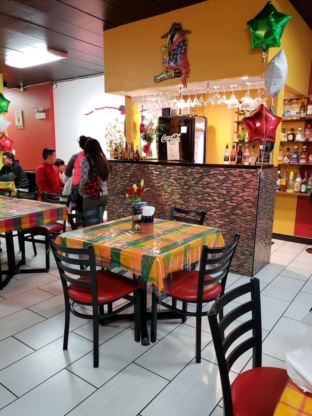 Qsazon Mexican Restaurant | 8451 S Pulaski Rd, Chicago, IL 60652, USA | Phone: (773) 302-2129