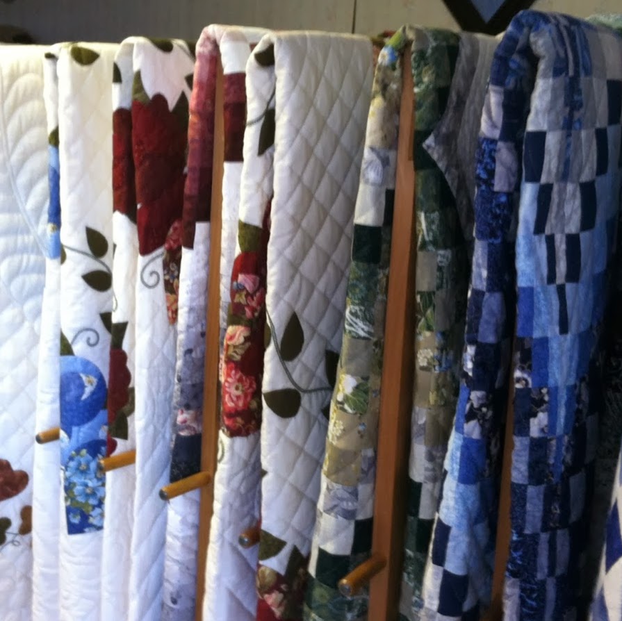 Country Lane Quilts | 221 S Groffdale Rd, Leola, PA 17540, USA | Phone: (717) 656-8476