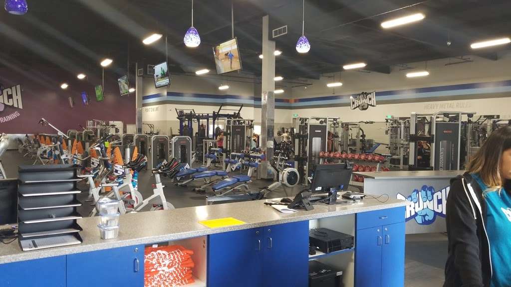 Crunch Fitness - Murrieta | 40545 California Oaks Rd ste c-2, Murrieta, CA 92562, USA | Phone: (951) 834-1767