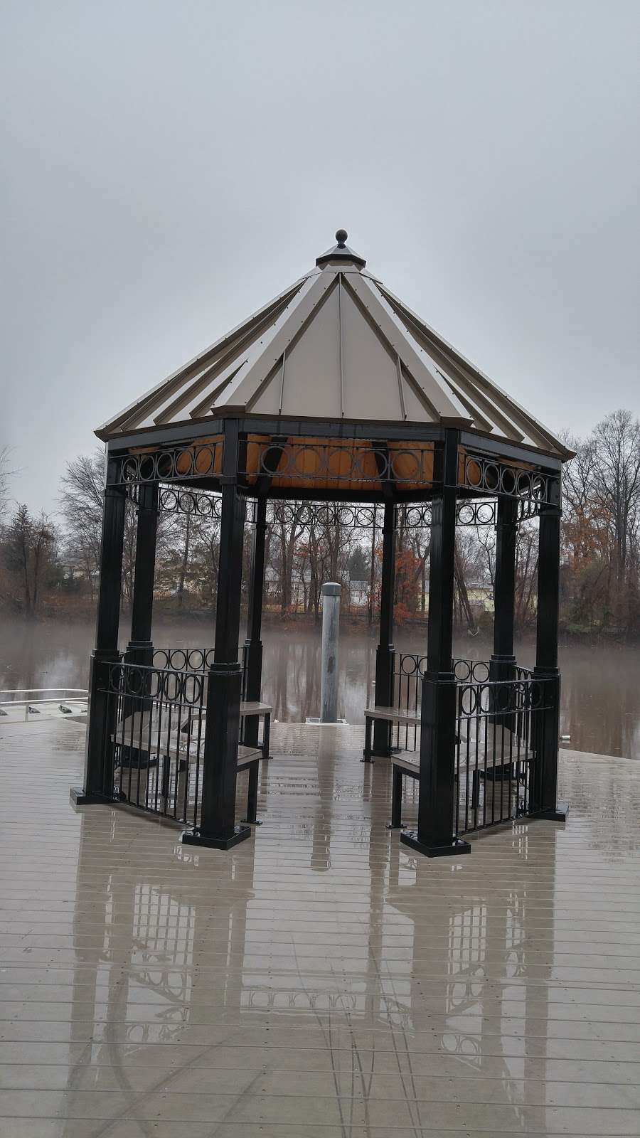 Columbus Park Gazebo Parking | 205 Lakeview Ave, Piscataway Township, NJ 08854, USA