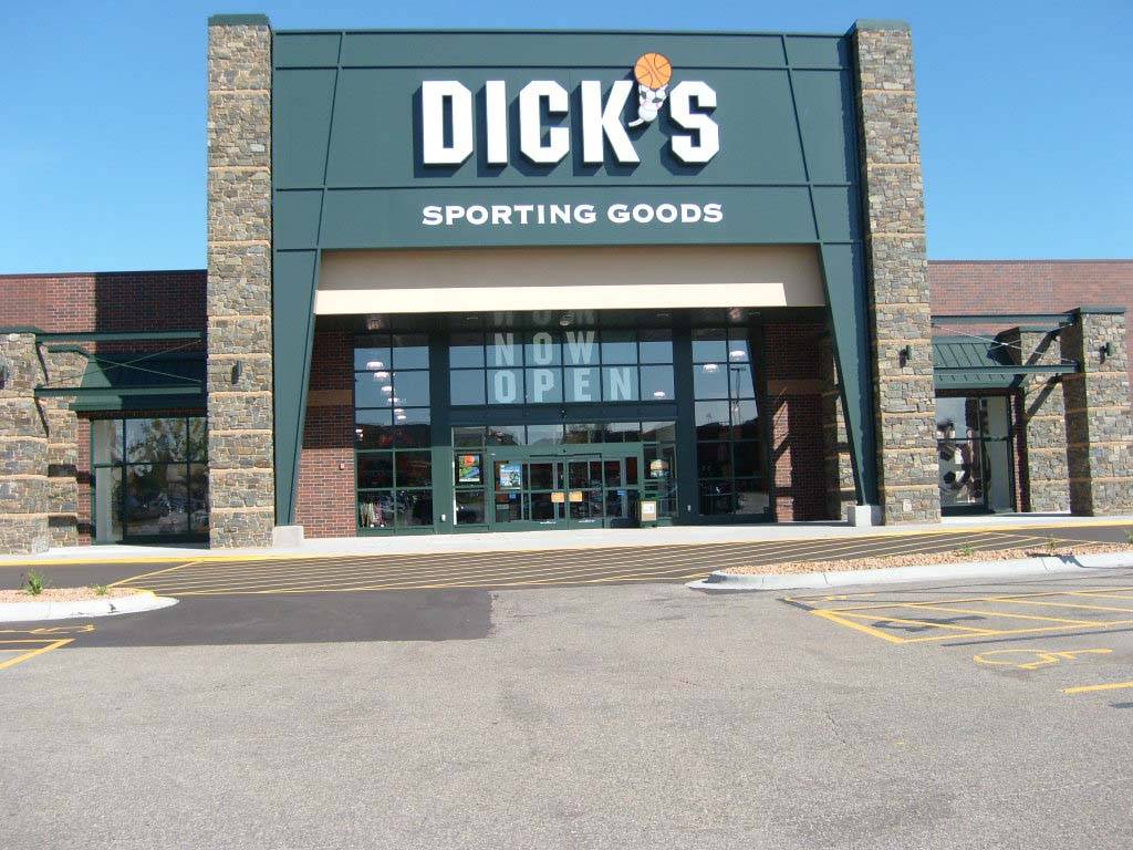 DICKS Sporting Goods | 1645 County Road B2 W, Roseville, MN 55113, USA | Phone: (651) 633-7242