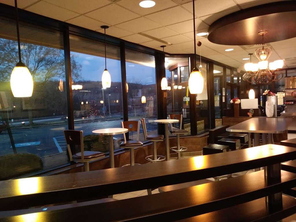 McDonalds | 10 Simpson Rd, Columbia, NJ 07832, USA | Phone: (908) 496-8600