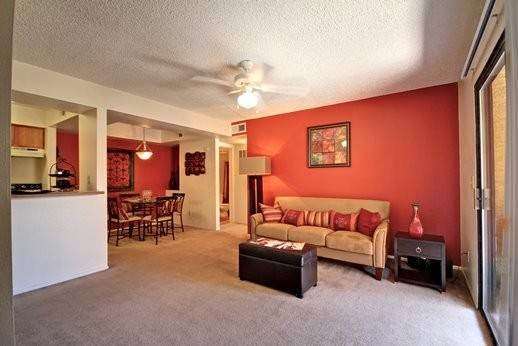 Union Hills Estates Apartments | 4101 W Union Hills Dr, Glendale, AZ 85308, USA | Phone: (602) 439-3933