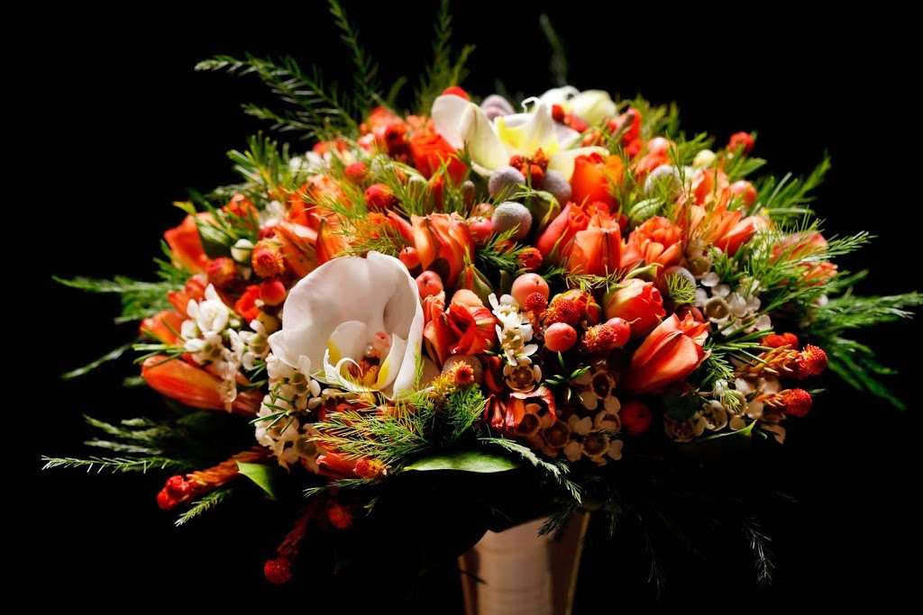 Sri Radhey Flowers | 56 Howerd Way, London SE18 4PZ, UK | Phone: 07761 331552