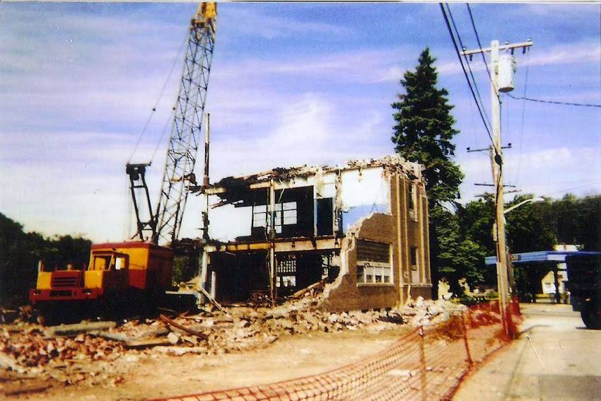 Mancini Demolition, Inc. | 48 Shun Pike, Johnston, RI 02919, USA | Phone: (401) 499-8627