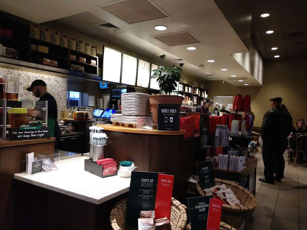 Starbucks | 2160 W Morthland Dr, Valparaiso, IN 46385, USA | Phone: (219) 477-3749