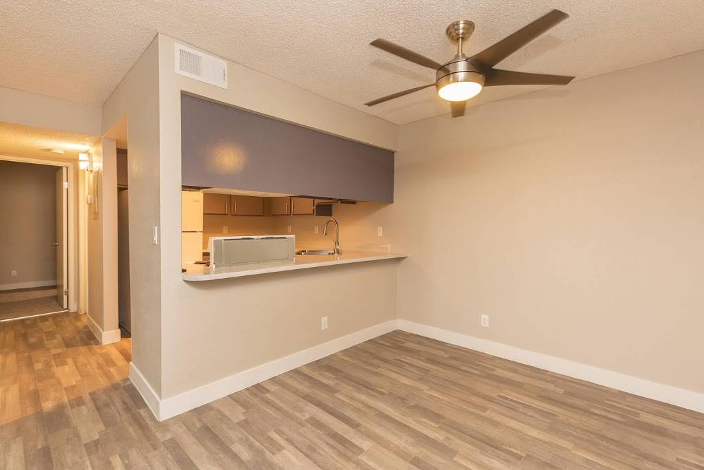 Cascade Apartments | 1100 Center St, Henderson, NV 89015 | Phone: (702) 564-2258