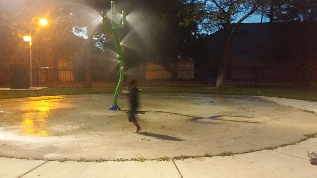 Lowe Playground Park | 5203 S Lowe Ave, Chicago, IL 60609, USA | Phone: (312) 747-6445