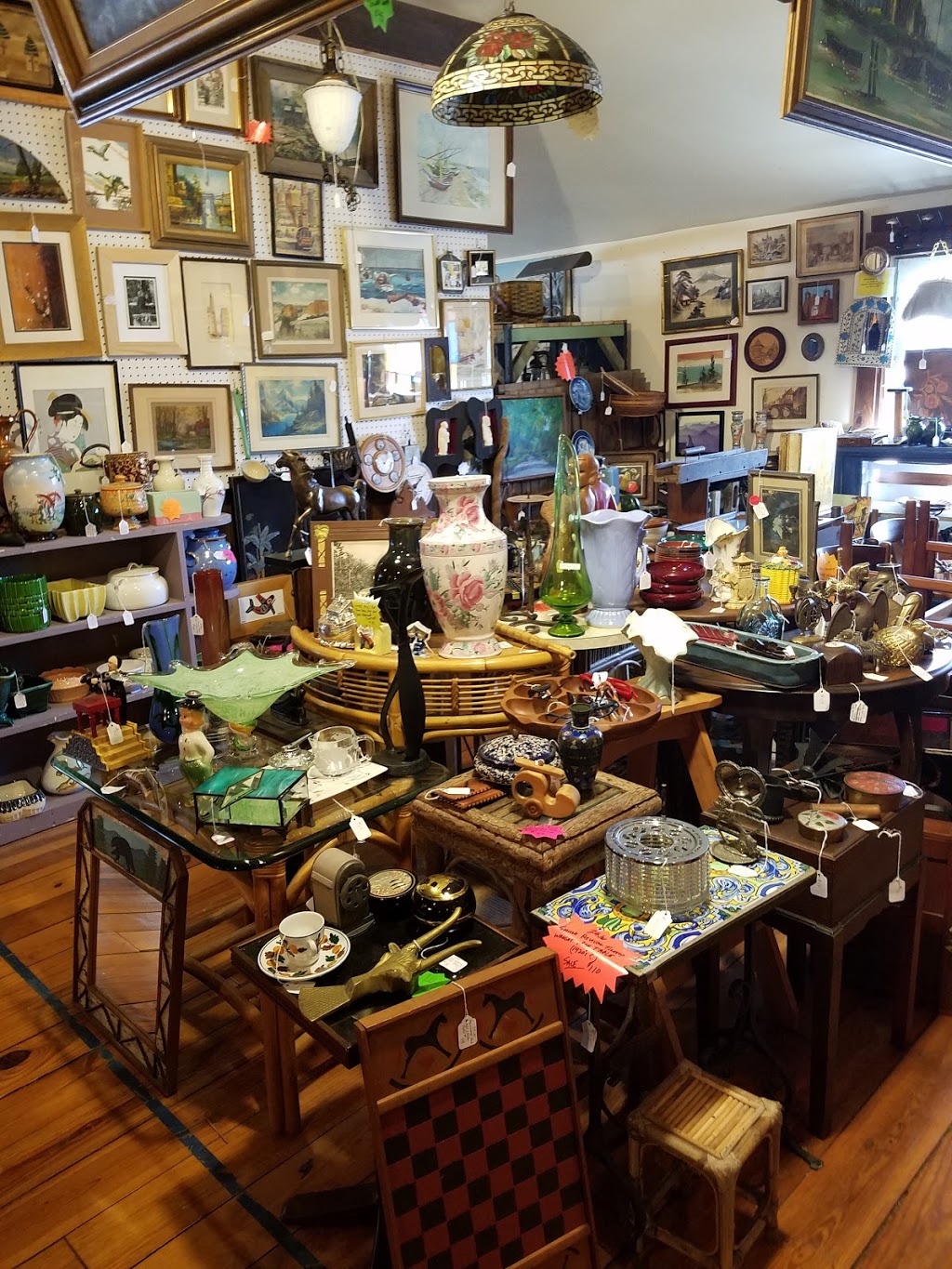 Old Lumberyard Antiques | 113 7th St, Milford, PA 18337, USA | Phone: (570) 409-8636