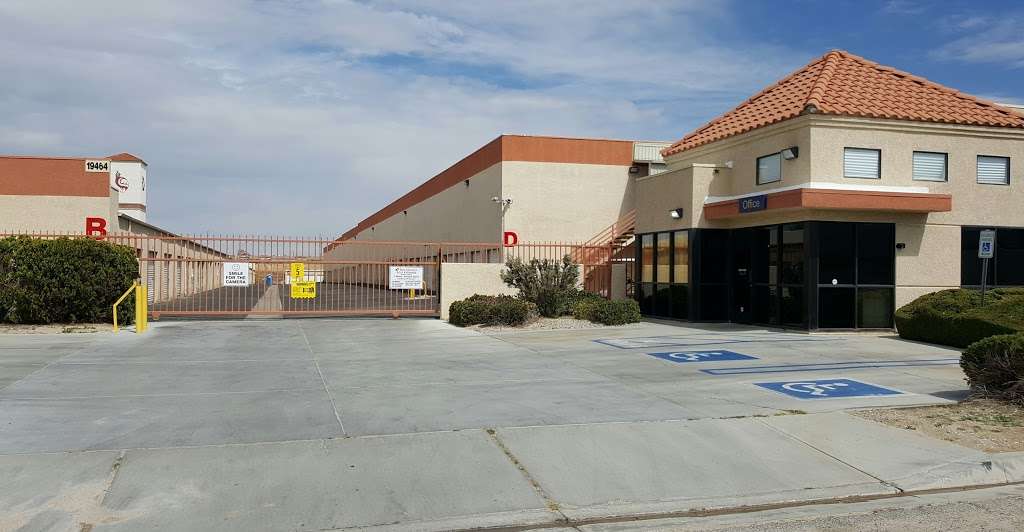 StorAmerica Self Storage | 19464 Town Center Dr, Apple Valley, CA 92308, USA | Phone: (760) 961-7646