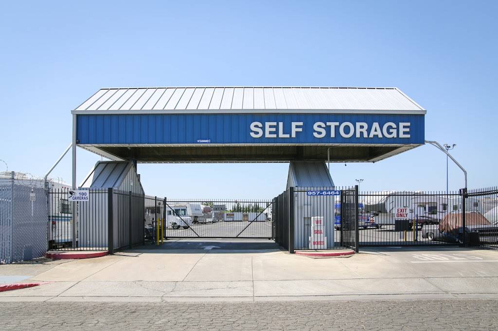 Arcos Self Storage | 1120 E March Ln, Stockton, CA 95210 | Phone: (209) 957-6464