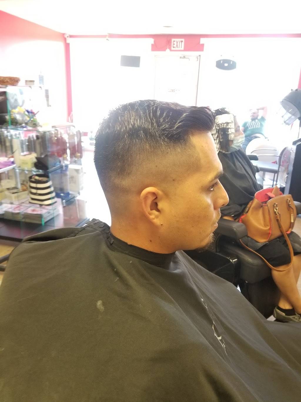 Andrade Hair Salon | 10808 East 23rd St S, Independence, MO 64052, USA | Phone: (816) 308-1757
