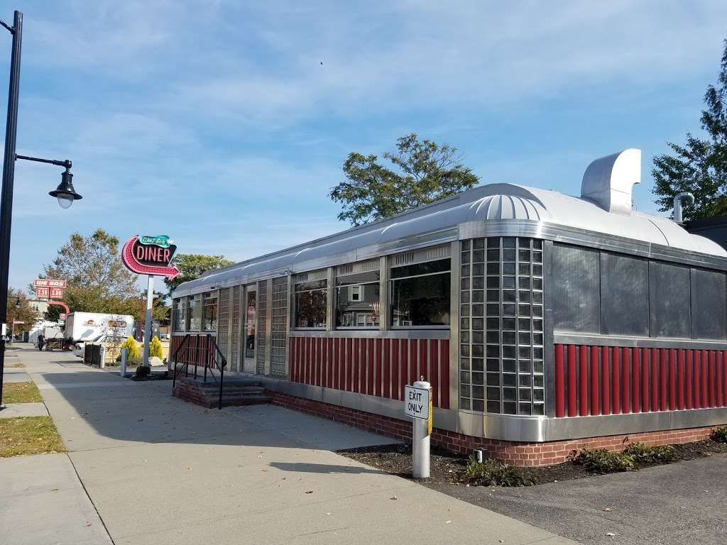 West Side Diner | 1380 Westminster St, Providence, RI 02909 | Phone: (401) 490-0644