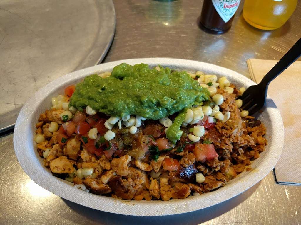 Chipotle Mexican Grill | 6850 Hadley Rd, South Plainfield, NJ 07080, USA | Phone: (908) 462-9690