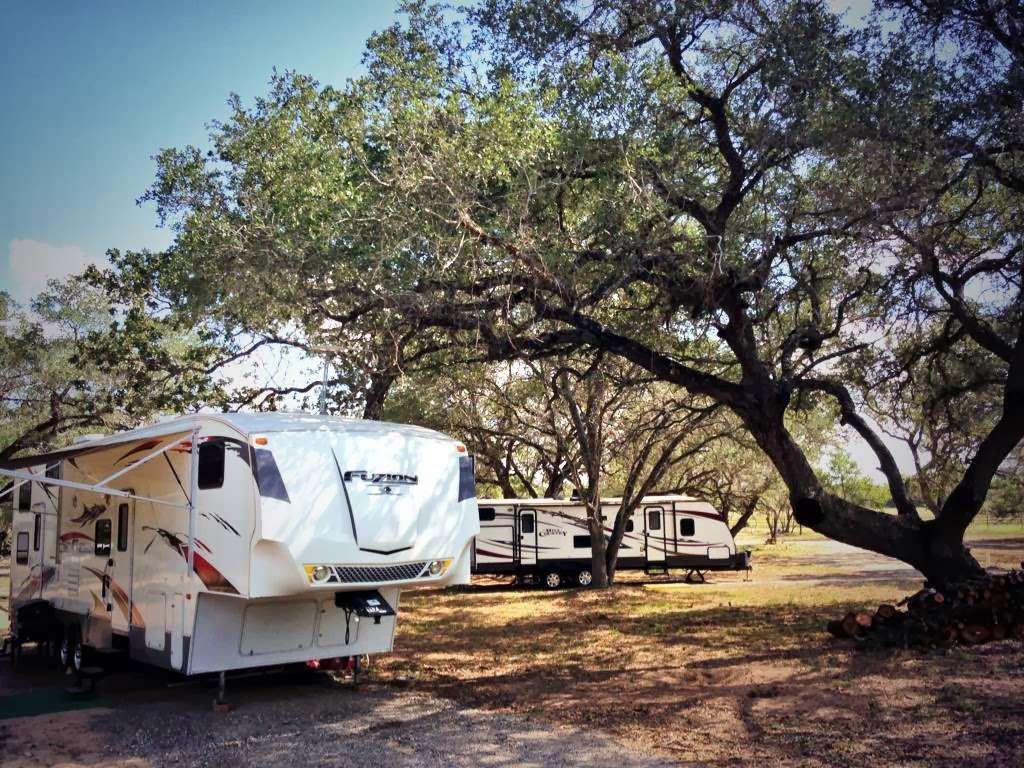 Eagle Estate RV Park | 685 Engelhart Rd, San Antonio, TX 78264, USA | Phone: (210) 400-0224