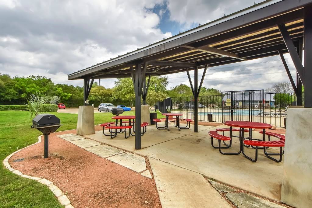 Nichols Park | 5001 Convict Hill Rd, Austin, TX 78749, USA | Phone: (512) 892-5691