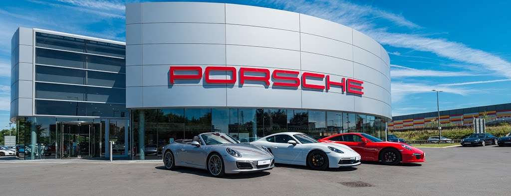 Porsche Centre East London | Gallions Park, 101 Woolwich Manor Way, London E6 6EY, UK | Phone: 020 3792 0853