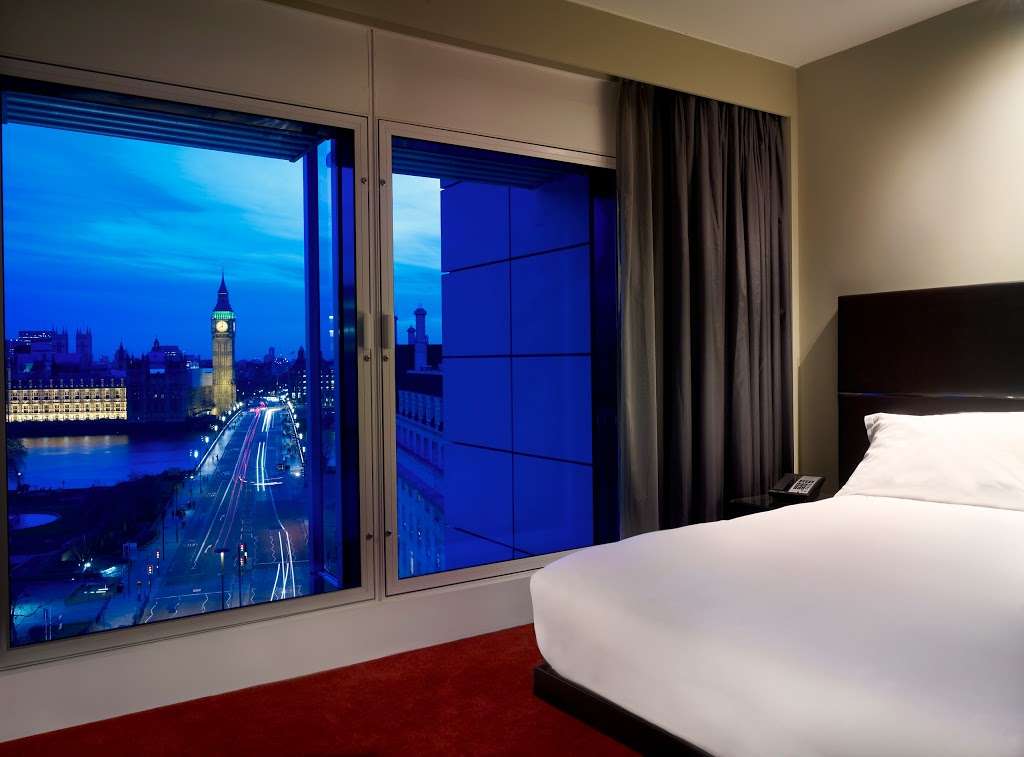 Park Plaza Westminster Bridge London | 200 Westminster Bridge Rd, South Bank, London SE1 7UT, UK | Phone: 0333 400 6112