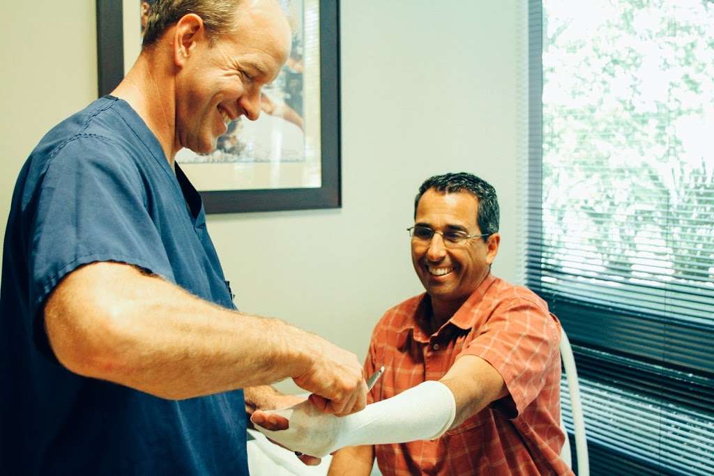 Serge C. Kaska, MD | Orthopaedic Trauma Surgeon | 277 Rancheros Dr Ste. 101, San Marcos, CA 92069, USA | Phone: (760) 750-1902