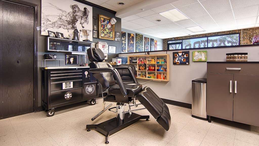 7 Day Gallery Tattoo & Art Gallery | 6000 W 159th St, Oak Forest, IL 60452, USA | Phone: (708) 897-9855