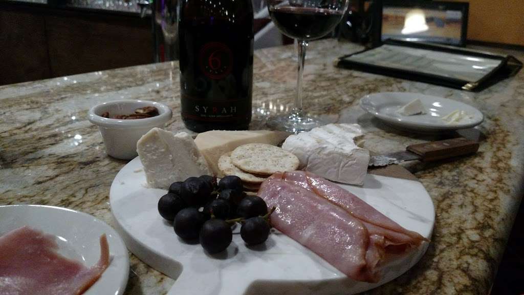 Vino e Formaggio Café | 20801 Gulf Fwy ste 24-25, Webster, TX 77598, USA | Phone: (832) 632-1249