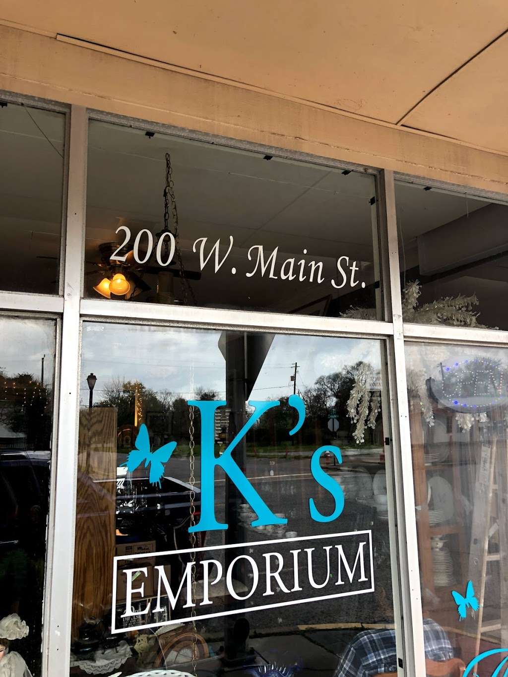 Ks Emporium | 200 W Main St, La Porte, TX 77571, USA | Phone: (281) 683-9754