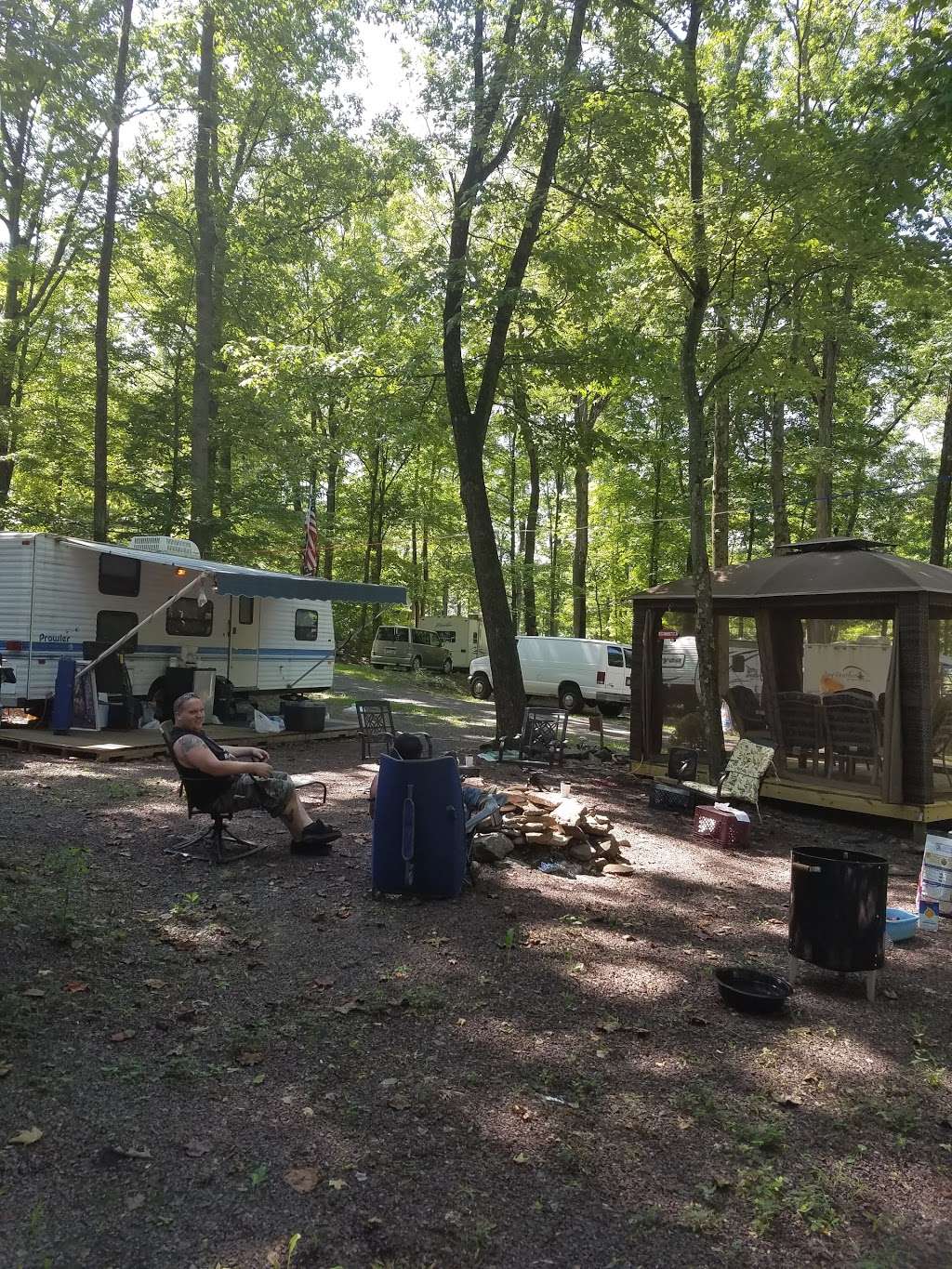 Little Red Barn Campground | 367 Old Bethlehem Rd, Quakertown, PA 18951, USA | Phone: (215) 536-3357