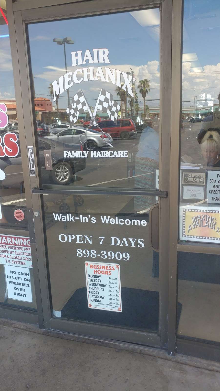 Hair Mechanix Family Hair Care | 3421 E Tropicana Ave, Las Vegas, NV 89121, USA | Phone: (702) 898-3909