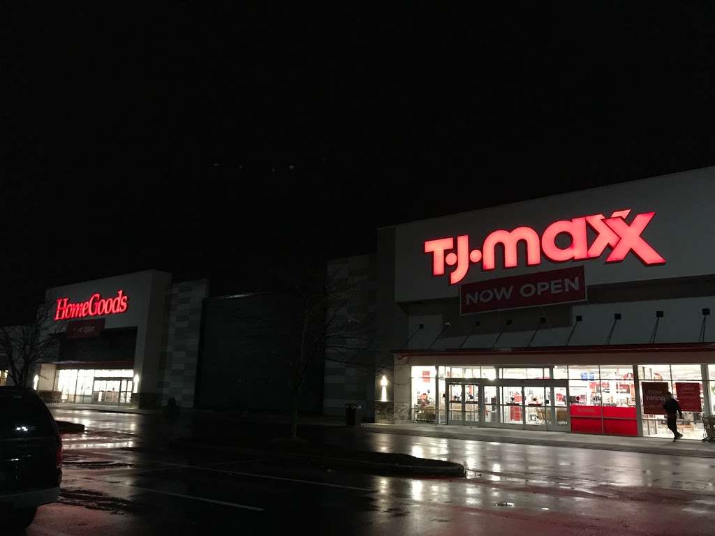 T.J. Maxx & HomeGoods | 1851 S Christopher Columbus Blvd, Philadelphia, PA 19148, USA | Phone: (215) 218-1950