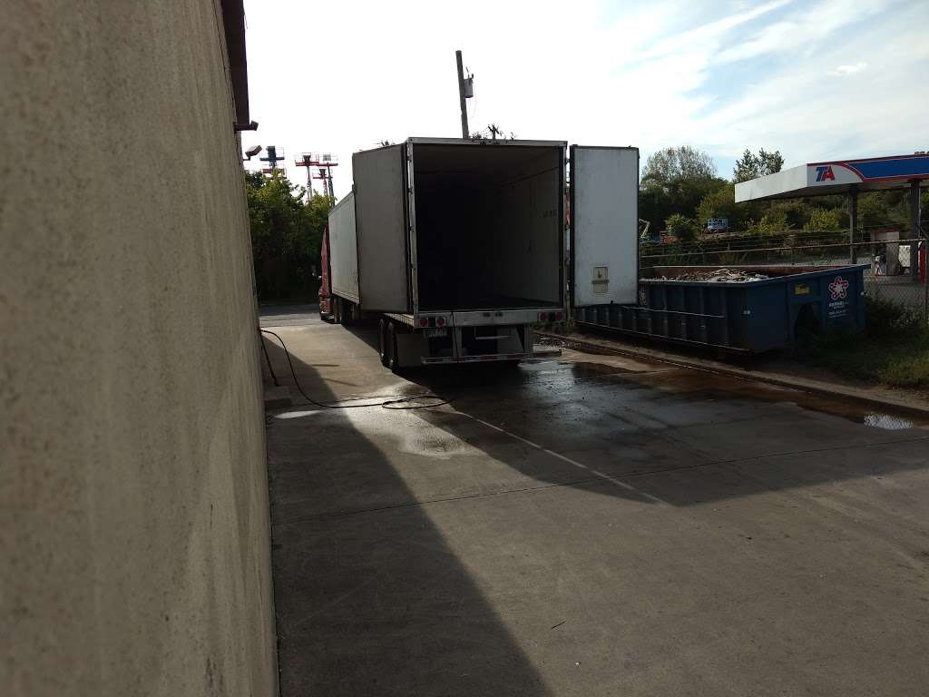Transervice Truck Wash | 321 Borelli Blvd, Paulsboro, NJ 08066, USA | Phone: (856) 423-5555
