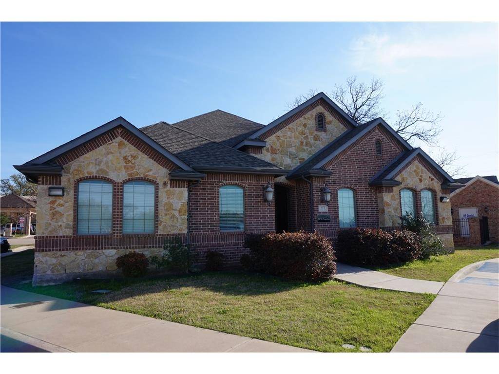 DFW Properties LLC | 971 W Glade Rd, Hurst, TX 76054, USA | Phone: (817) 886-9110