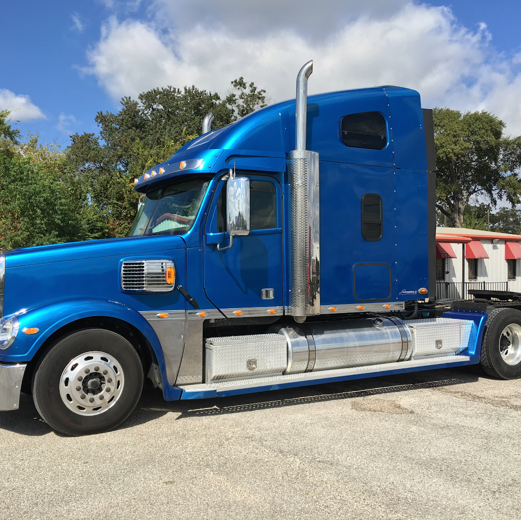 E F Truck Sales | 3655 N McCarty St, Houston, TX 77029, USA | Phone: (713) 670-0044