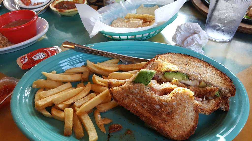 Berry Hill In The Heights | 702 E 11th St, Houston, TX 77008, USA | Phone: (713) 225-2252 Berry Hill In The Heights | 702 E 11th St, Houston, TX 77008, USA | Phone: (713) 225-2252