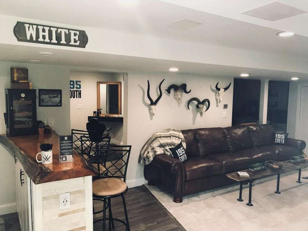 195 South Barbershop | 195 South St, East Bridgewater, MA 02333, USA | Phone: (206) 914-9418 195 South Barbershop | 195 South St, East Bridgewater, MA 02333, USA | Phone: (206) 914-9418