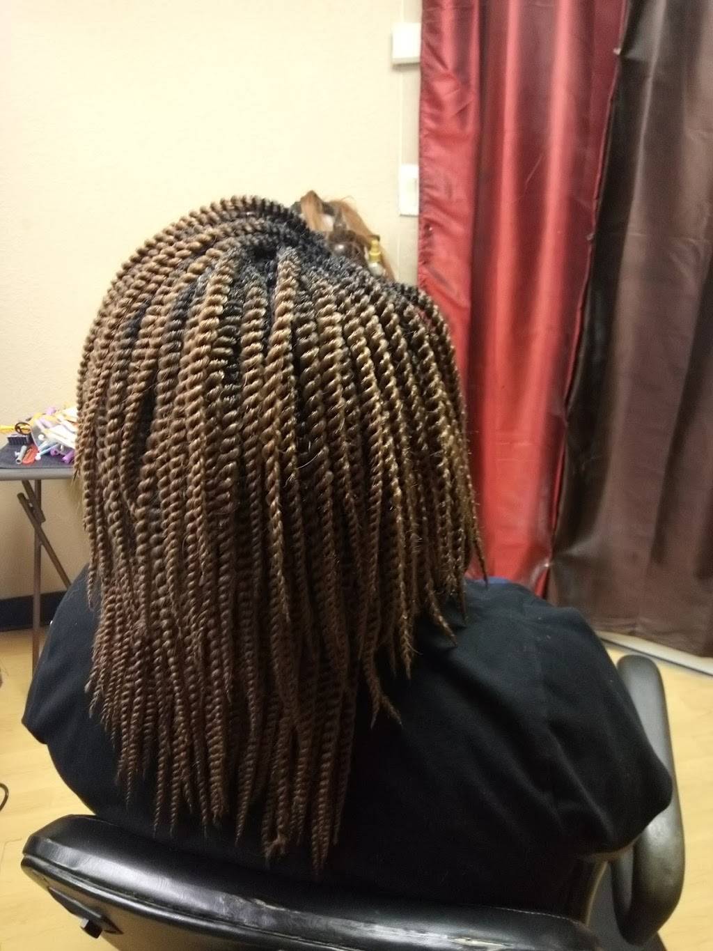 Golden Salon Services Braids In Plano | 910 W Parker Rd, Plano, TX 75075, USA | Phone: (214) 734-0044