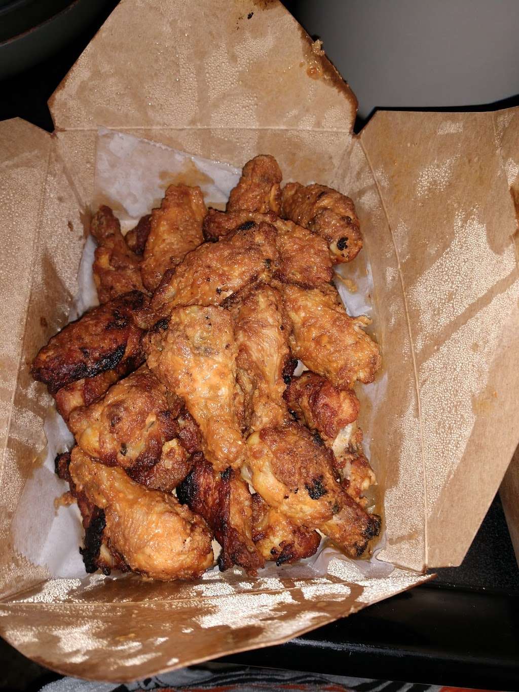 1000 Degrees Pizza Salad Wings | 4526 New Linden Hill Rd, Wilmington, DE 19808, USA | Phone: (302) 543-6320