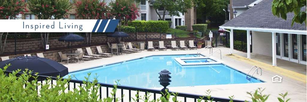 The Brook Apartment Homes | 9924 Oakbrook Dr, Charlotte, NC 28210, USA | Phone: (704) 981-9772