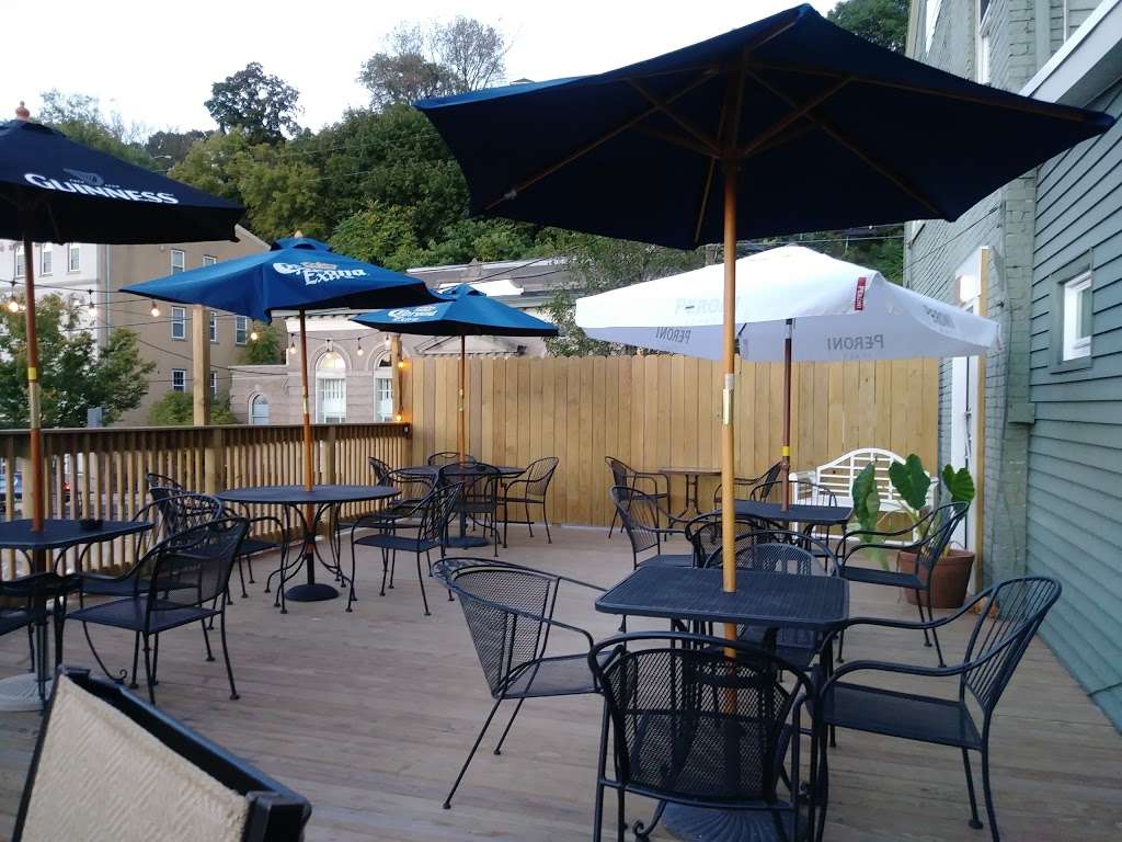 SoMa Downtown Grill | 62 S Main St, Phillipsburg, NJ 08865, USA | Phone: (908) 213-3500