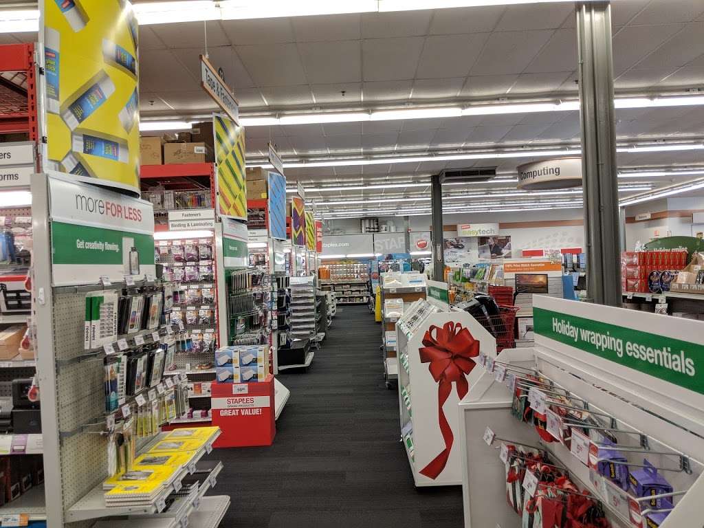 Staples | 654 Main Ave, Norwalk, CT 06851, USA | Phone: (203) 840-7431