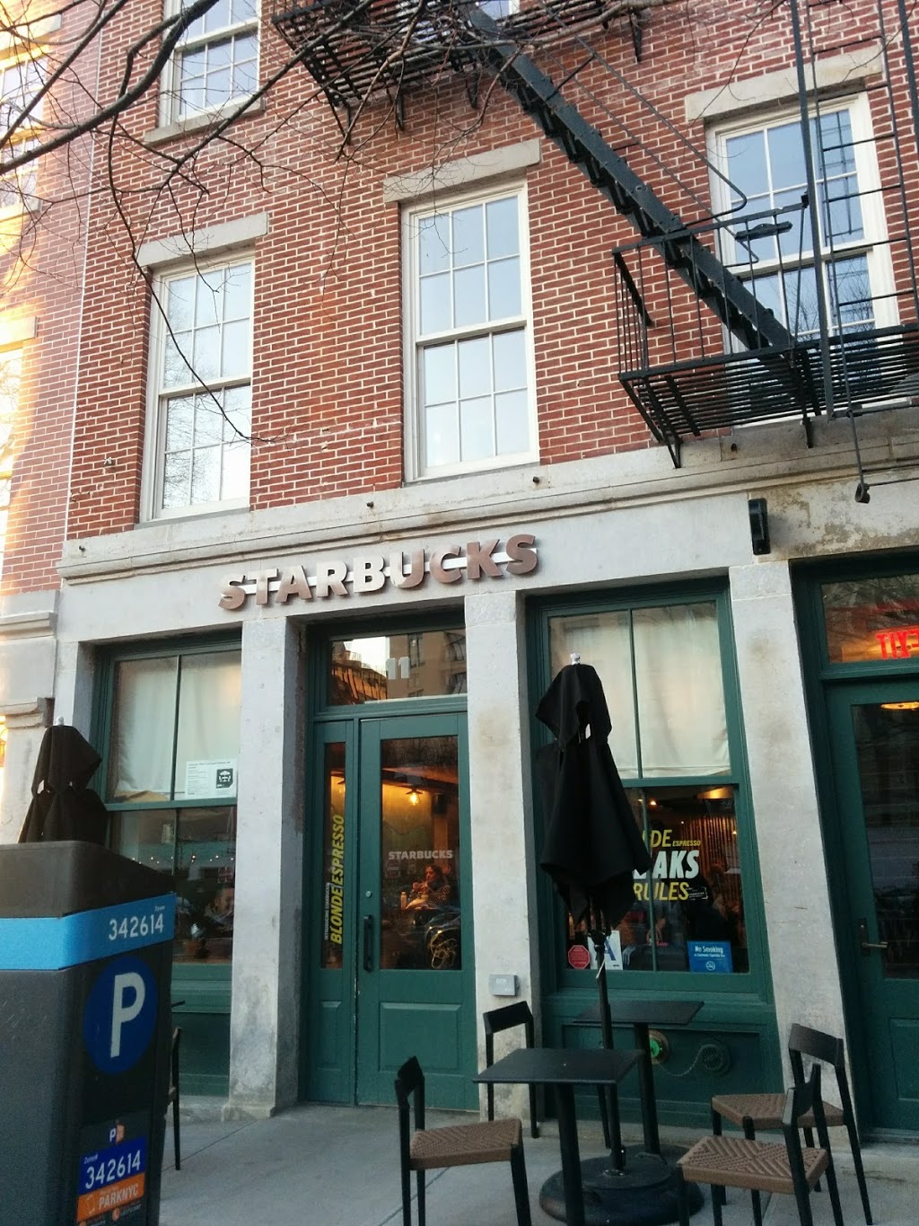 Starbucks | 11 Old Fulton St, Brooklyn, NY 11201, USA | Phone: (917) 685-7717